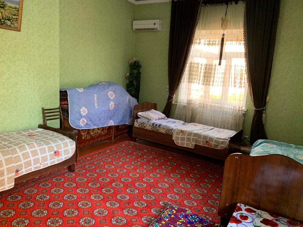 Muharram Homestay In The Neighborhood Of The Registan Square, 家族 ゲストハウス Samarkand Eksteriør bilde