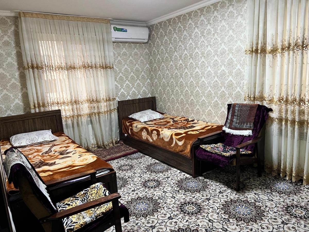 Muharram Homestay In The Neighborhood Of The Registan Square, 家族 ゲストハウス Samarkand Eksteriør bilde